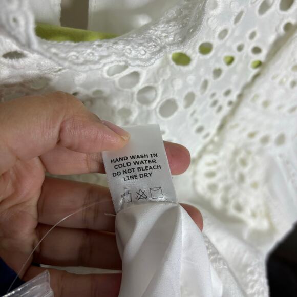 AEOM White Eyelet Lace Blouse Sz S - Picture 6 of 10
